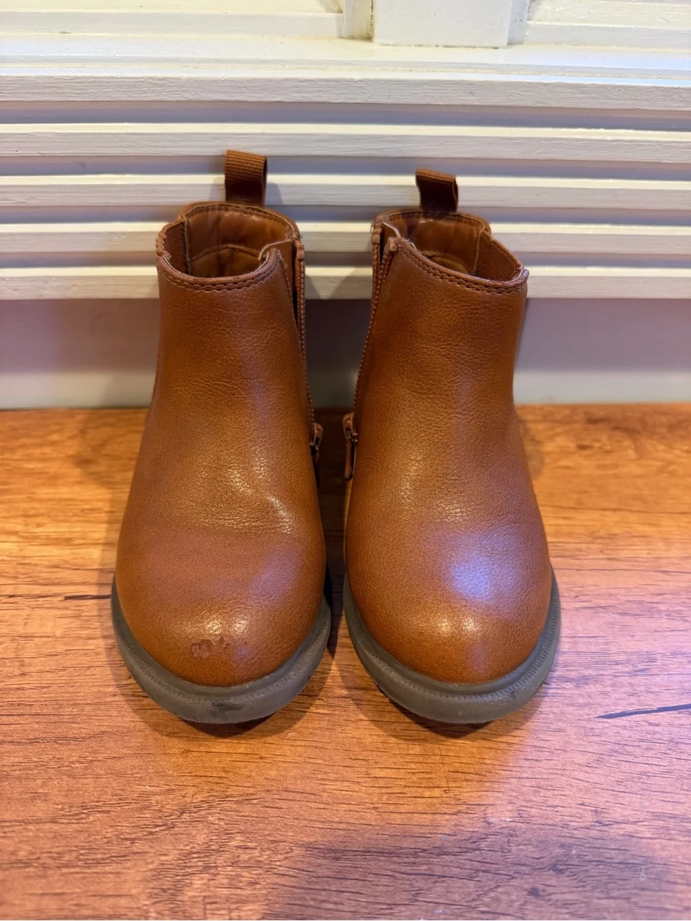 Cat & Jack classic chelsea